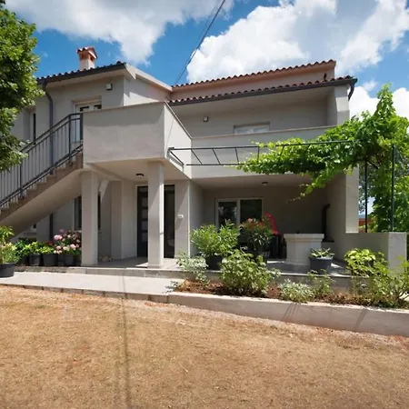 Beautiful Casa Slivari Istria In Labin
