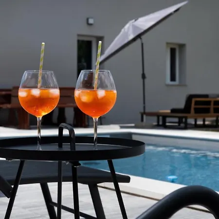 Beautiful Casa Slivari Istria In Labin Šumber
